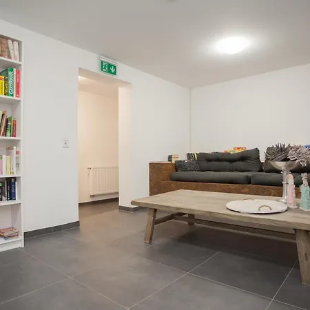 Wohnzauber Grosse Fuer 6 Personen Mit Hund Daire *