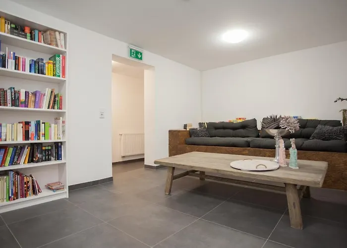 Wohnzauber Grosse Fuer 6 Personen Mit Hund Daire *